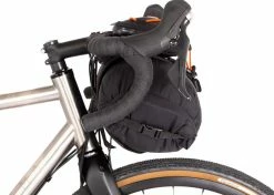 Sacoche De Cintre Restrap Bar Bag - S -magasin de vélo 4OjqJWAETgCImlLtFYBj 00 Barbag 14L3 1024x1024 daf14e1a 48b8 47dc 8f67 8c3ad37dbaf3