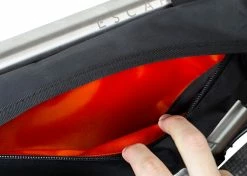 Sacoche De Cadre Restrap Adventure Race 12 Sacoche De Cadre Restrap Adventure Race -magasin de vélo Restrap frame Bag adventure Race aero sacoche de cadre ultra distance baroudeur cycles lyon inside