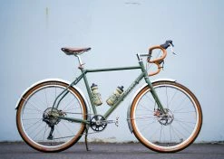 Pneu Sim Works Volummy Tire - 700 X 38c -magasin de vélo Sim Works volummy tire france baroudeur cycles lyon pneu tubeless 10