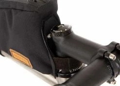 Sacoche De Top Tube Restrap -magasin de vélo pTKljgM3S5q6pQW7hdk7 00 Top Tube Bag3 1024x1024 498f39f9 c2ed 469a b1c9 b0aa529ea221