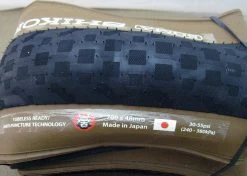 Pneu Soma Shikoro 700x48C Tubeless -magasin de vélo pneu soma cazadero 700x48c black tan gravel randonneur baroudeur cycles lyon 2