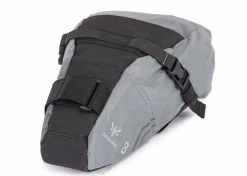 Sacoche De Selle Bombtrack X APIDURA Saddle Pack -magasin de vélo saddle pack apidura 5L bombtrack sacoche de selle baroudeur cycles lyon 3